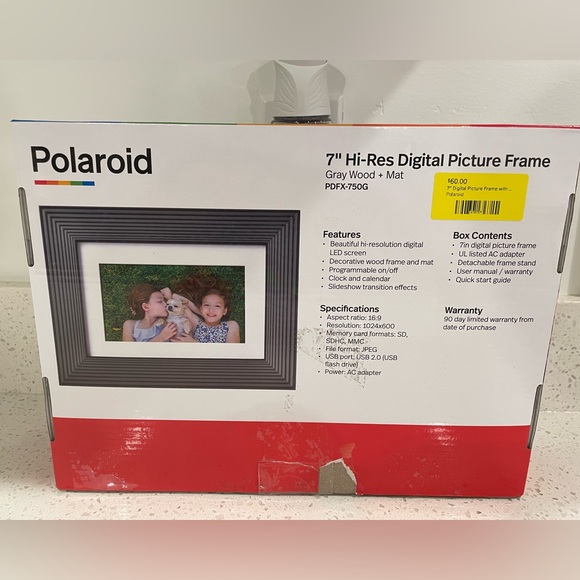 New in box - 7" Hi-Res Digital Picture Frame - Picture 2 of 5